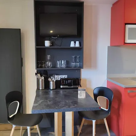 Renove 2 Pers, Retour Ski, Animaux, Parking *